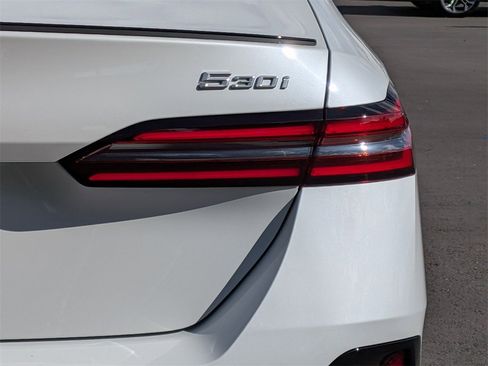 New 2026 BMW 530i image 28