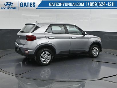 New 2026 Hyundai Venue SE