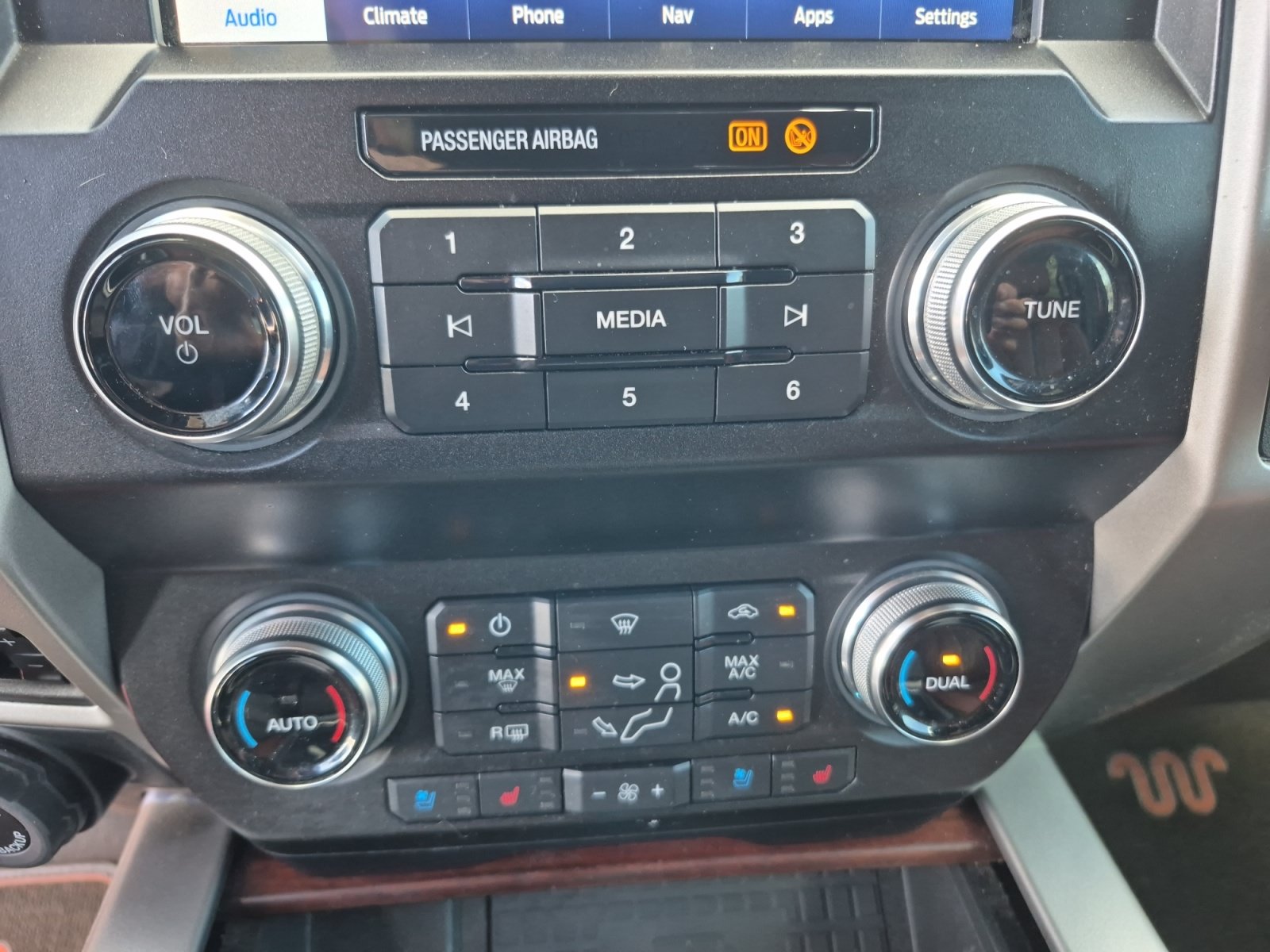 Used 2021 Ford F250 King Ranch w/ King Ranch Ultimate Package AWD/4WD image 33