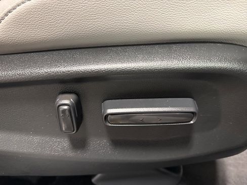 Used 2021 Honda CR-V EX-L image 32