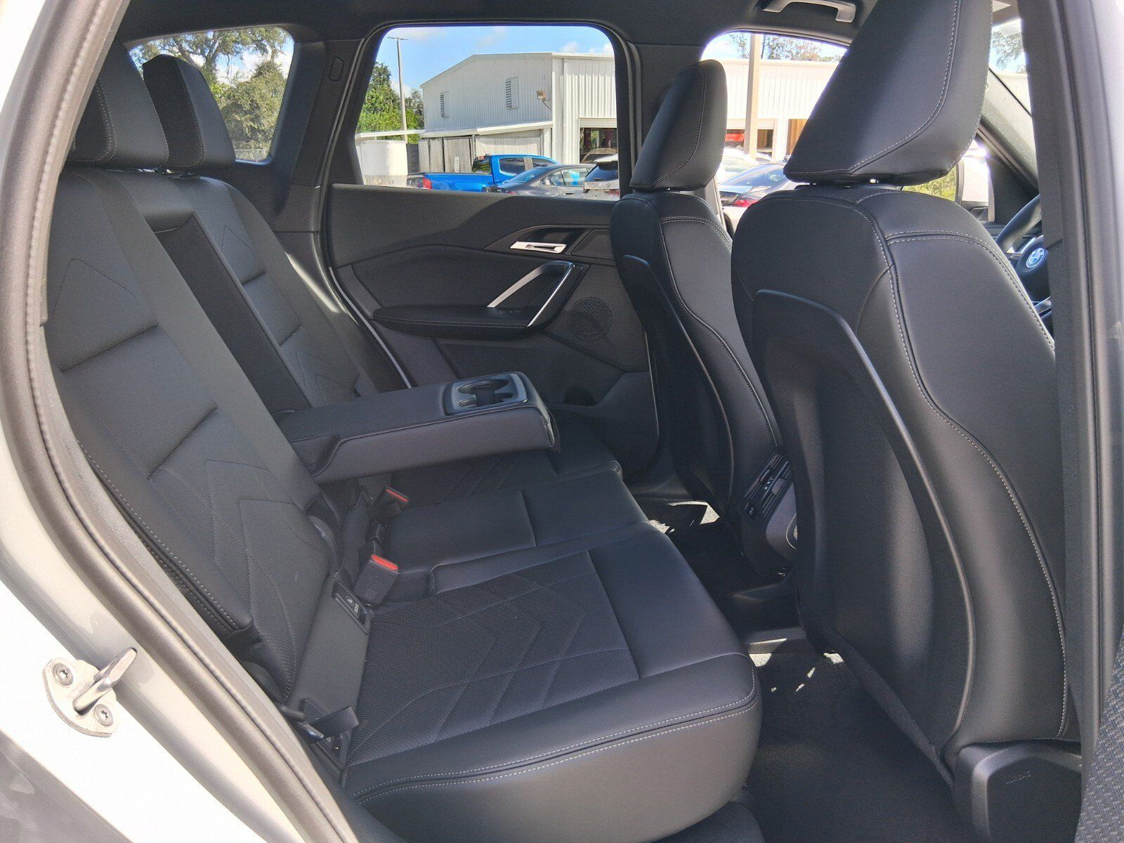 New 2027 BMW X1 xDrive28i AWD/4WD image 16