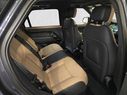 New 2026 Land Rover Range Rover Sport Dynamic SE AWD/4WD image 11