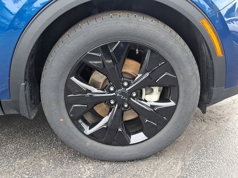 Used 2025 Kia Sportage X-Line w/ Premium Package image 8