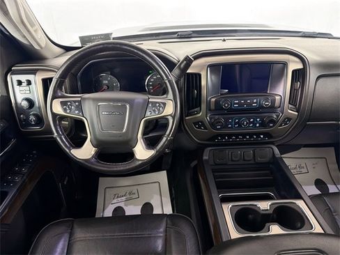 Used 2018 GMC Sierra 2500 Denali image 20
