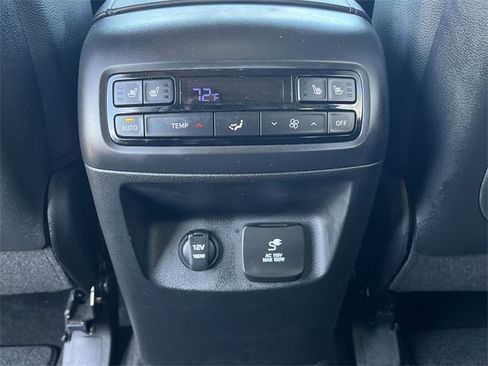 Used 2023 Hyundai Palisade Limited image 35