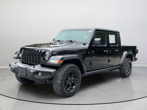 Used 2023 Jeep Gladiator Sport AWD/4WD image 5