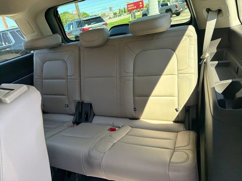 Used 2023 Lincoln Navigator Reserve AWD/4WD image 25