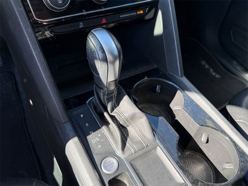 Used 2023 Volkswagen Atlas SE w/ Panoramic Sunroof Package image 21