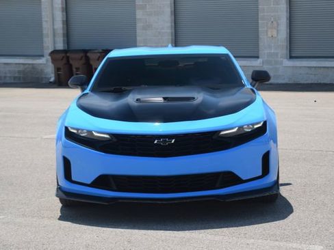 Used 2023 Chevrolet Camaro LT w/ Technology Package RWD image 16