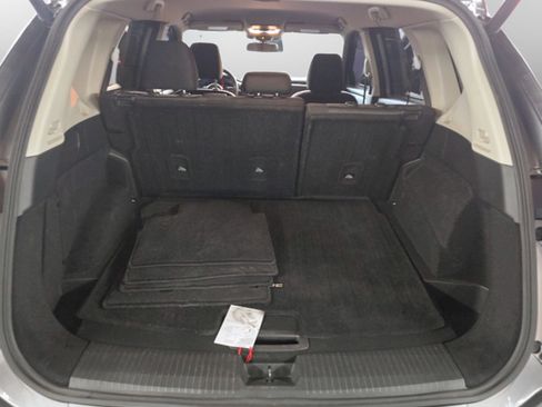 Used 2024 Nissan Rogue SV image 9