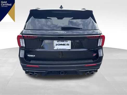 Used 2025 Ford Explorer ST image 8