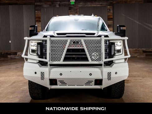 Used 2021 GMC Sierra 2500 AT4 w/ AT4 Preferred Package image 4