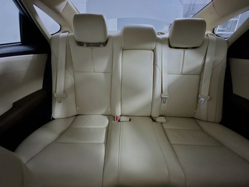 Used 2016 Toyota Avalon XLE image 33