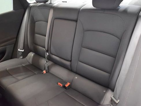 Used 2022 Chevrolet Malibu LT FWD image 7