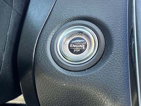 Certified 2021 Mercedes-Benz GLC 300 4MATIC image 31