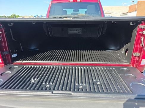 Used 2018 RAM 1500 Express AWD/4WD image 16