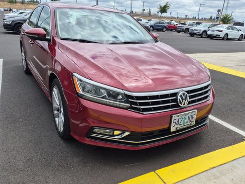 Used 2017 Volkswagen Passat 1.8T SE FWD image 7