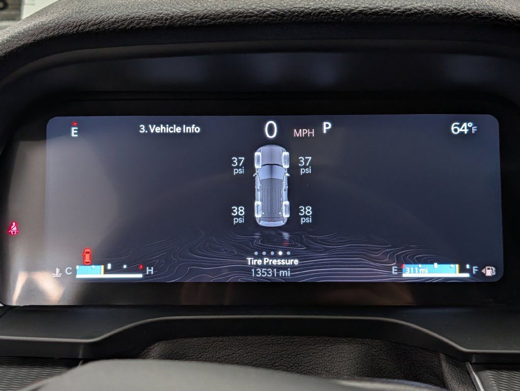 Used 2025 Jeep Grand Cherokee Altitude AWD/4WD image 18