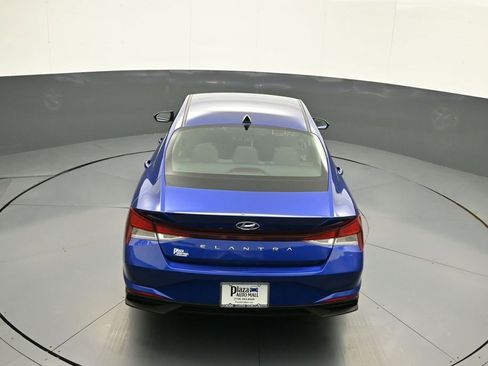 Certified 2023 Hyundai Elantra SE w/ Cargo Package image 38