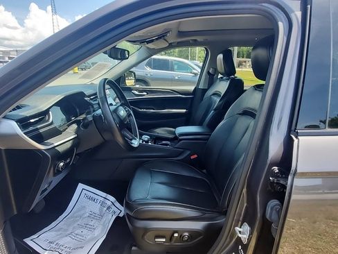 Certified 2022 Jeep Grand Cherokee L Limited AWD/4WD image 20