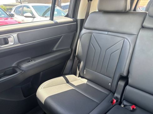 Used 2026 Hyundai Santa Fe SEL FWD image 38