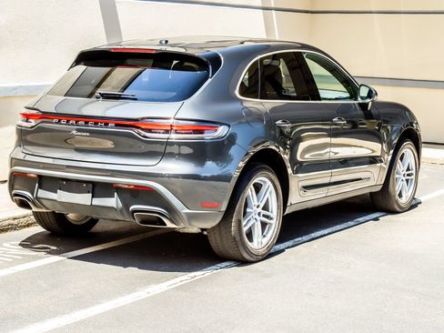 Used 2023 Porsche Macan AWD/4WD image 7