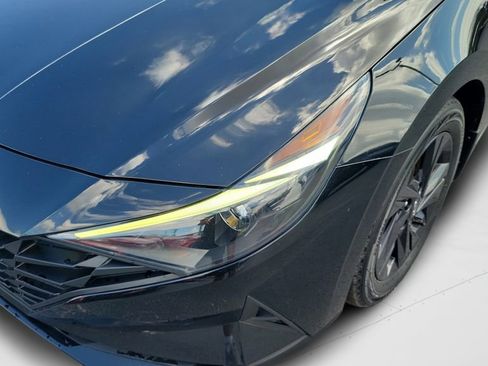 Used 2022 Hyundai Elantra SEL FWD image 24