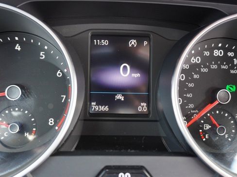 Used 2021 Volkswagen Tiguan S image 15