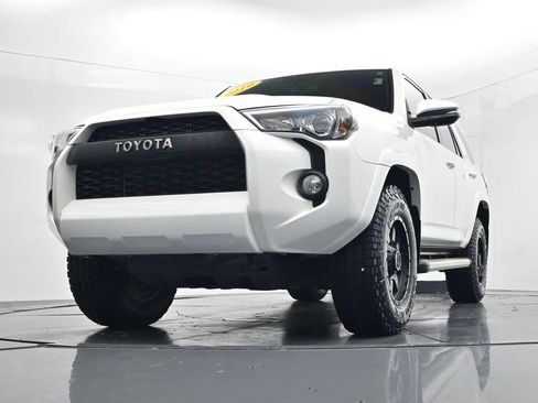 Used 2019 Toyota 4Runner SR5 Premium AWD/4WD image 42