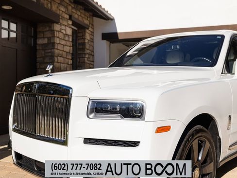 Used 2020 Rolls-Royce Cullinan image 1