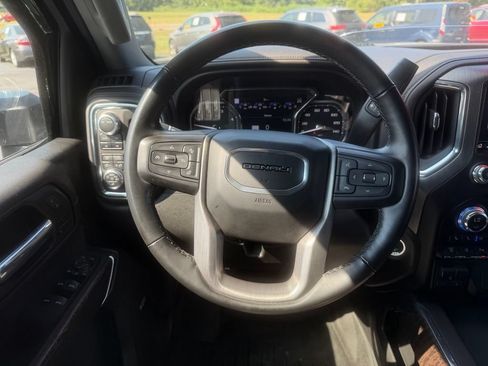 Used 2023 GMC Sierra 3500 Denali w/ Denali Ultimate Package AWD/4WD image 20
