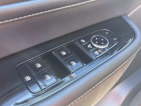 Certified 2025 INFINITI QX80 Luxe image 15