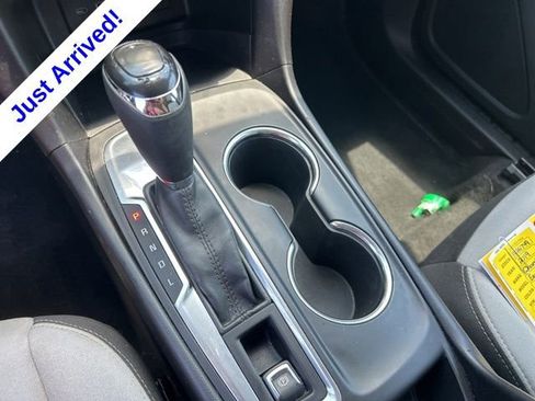 Used 2019 Chevrolet Equinox LS FWD image 24