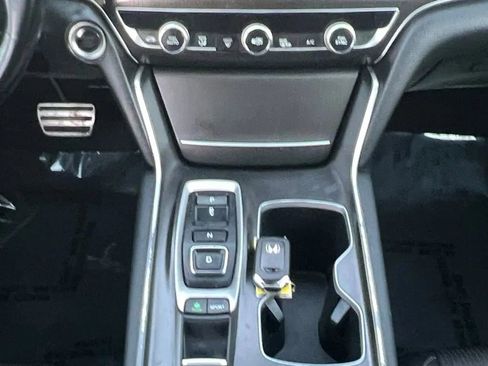 Used 2020 Honda Accord Sport image 11