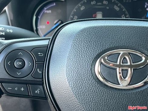 Certified 2025 Toyota RAV4 XLE AWD/4WD image 23