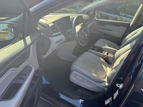 Used 2024 Honda Odyssey EX-L image 8