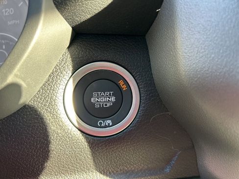 New 2026 RAM 2500 Big Horn AWD/4WD image 15