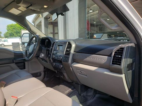 Used 2018 Ford F350 XL w/ Power Equipment Group AWD/4WD image 13