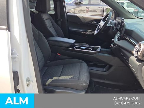 Used 2025 Chevrolet Equinox LT FWD image 15