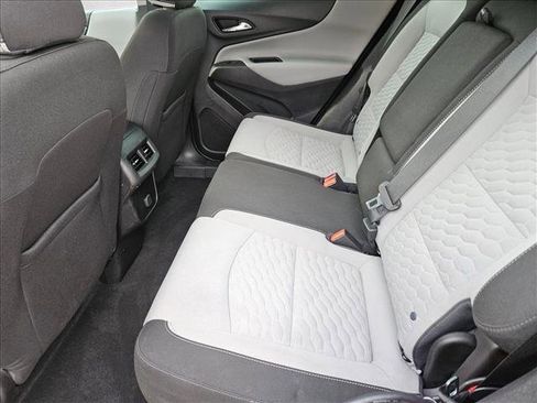 Used 2018 Chevrolet Equinox LS image 10