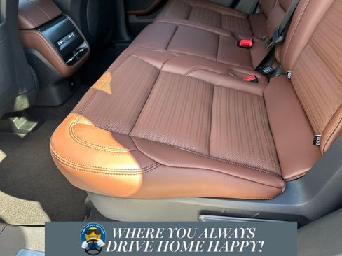 New 2026 Lincoln Nautilus Reserve w/ Jet Appearance Package image 23