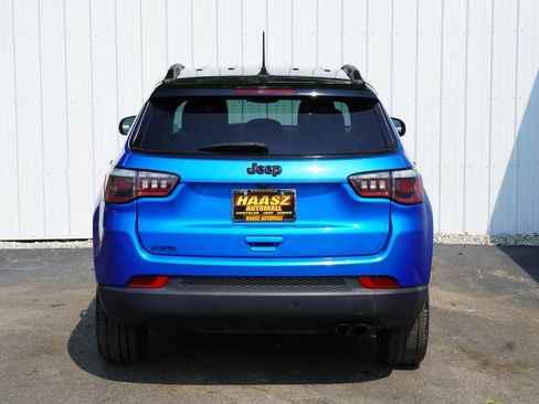 Used 2019 Jeep Compass Latitude FWD image 5