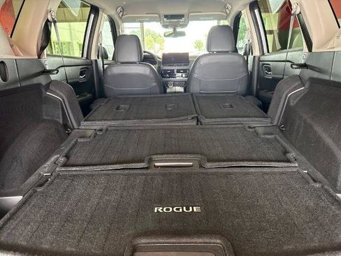 Certified 2025 Nissan Rogue SL AWD/4WD image 29