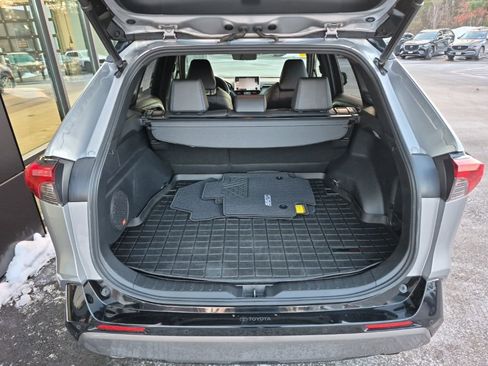 Used 2020 Toyota RAV4 XSE image 10