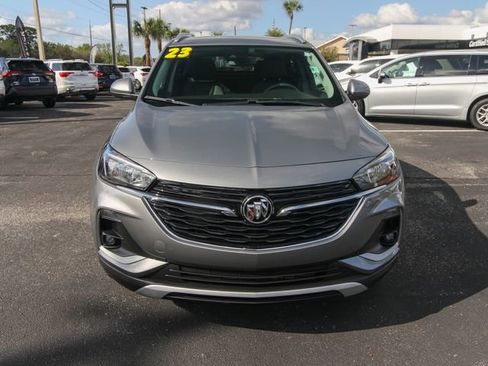 Used 2023 Buick Encore GX Select w/ Safety Package II image 2