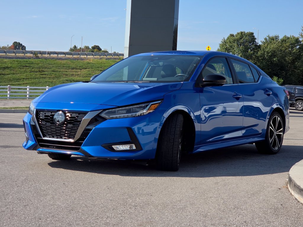 Used 2023 Nissan Sentra SR w/ SR Premium Package FWD image 21