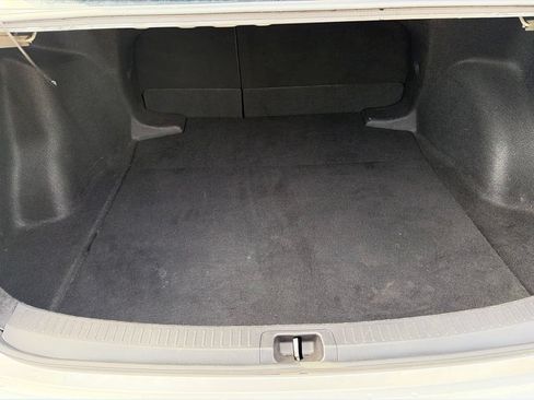 Used 2025 Toyota Corolla LE FWD image 19