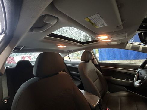 Used 2020 Hyundai Elantra Value Edition w/ Cargo Package (C1) image 27