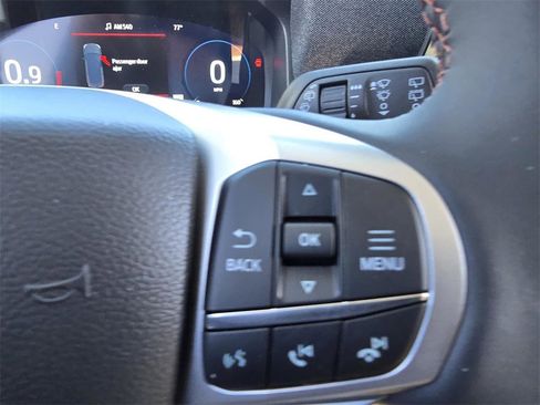 New 2025 Ford Explorer Active image 24