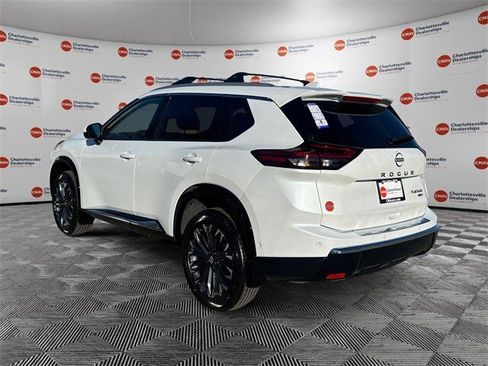 New 2026 Nissan Rogue Platinum w/ Platinum Premium Package image 3